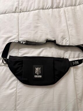 Crossbody Belt Bag